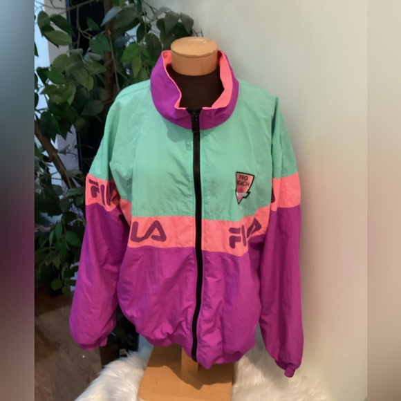 Fila Vintage Retro full zip windbreaker with pro beach patch Woman’s size XL - Picture 1 of 10